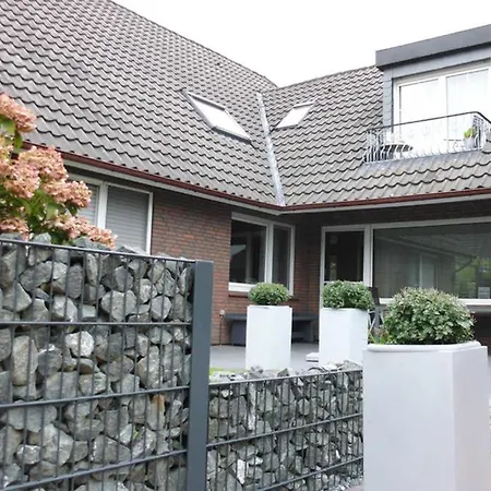 Wohlfuehlen In Gepflegter 70 Qm Oberwohnung Marienhafe Exterior photo